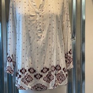 Comfy  fun 2 fun blouse